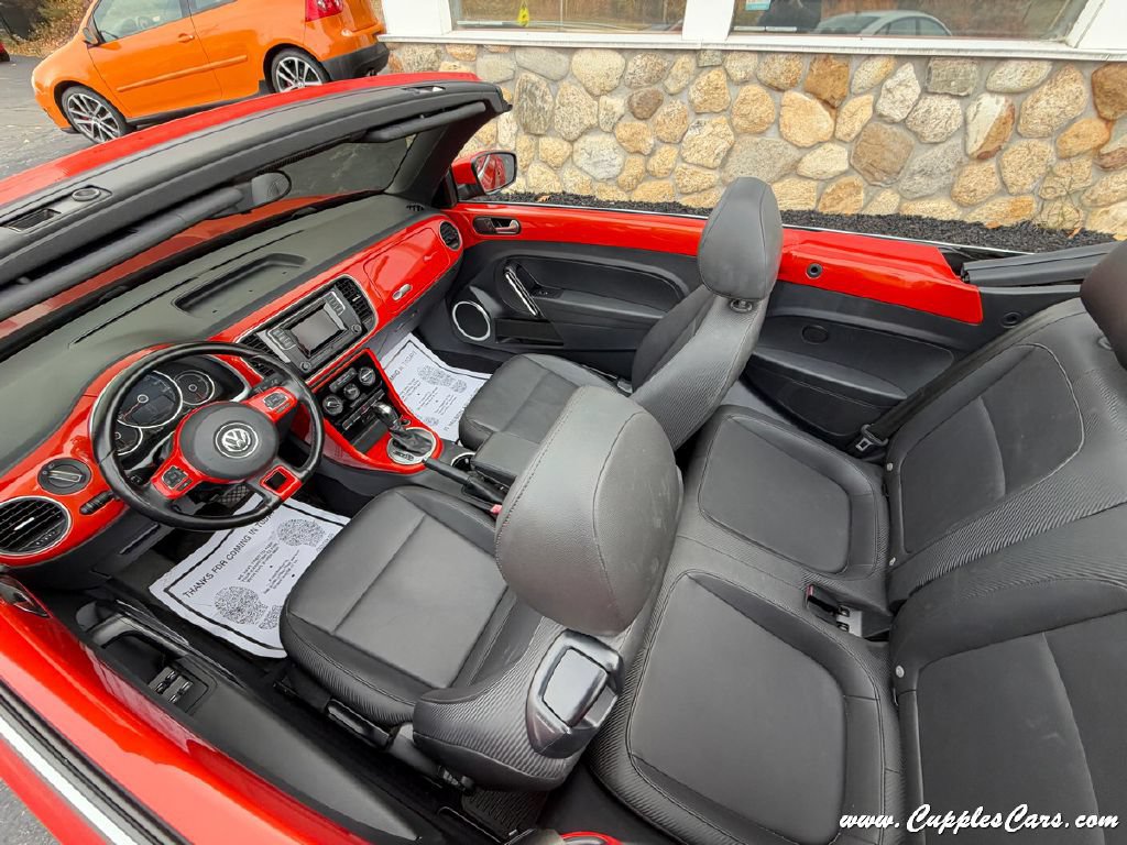 Used 2019 Volkswagen Beetle 2.0T S FWD image 26