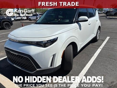 Certified 2024 Kia Soul LX FWD image 1