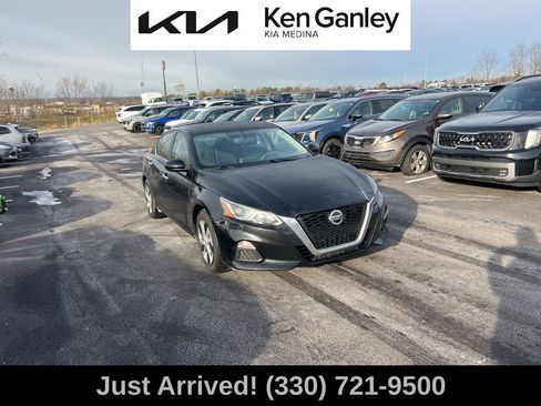 Used 2020 Nissan Altima 2.5 S image 3