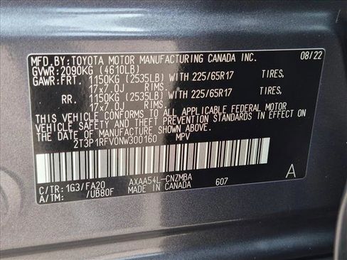 Used 2022 Toyota RAV4 XLE AWD/4WD image 25