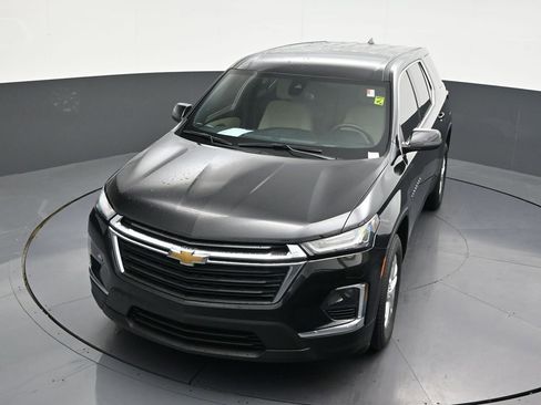 Used 2023 Chevrolet Traverse LS FWD image 22
