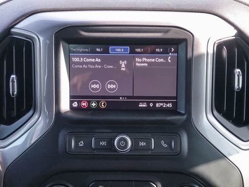 Used 2020 Chevrolet Silverado 1500 Custom Trail Boss w/ Custom Convenience Package image 14