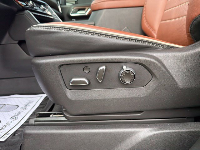 Used 2024 GMC Sierra 2500 Denali Ultimate AWD/4WD image 16