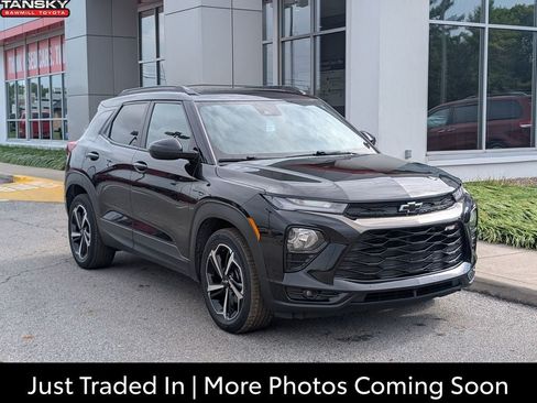Used 2022 Chevrolet TrailBlazer RS w/ Sun and Liftgate Package FWD image 1