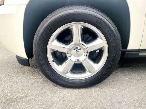 Used 2014 Chevrolet Tahoe LTZ image 22