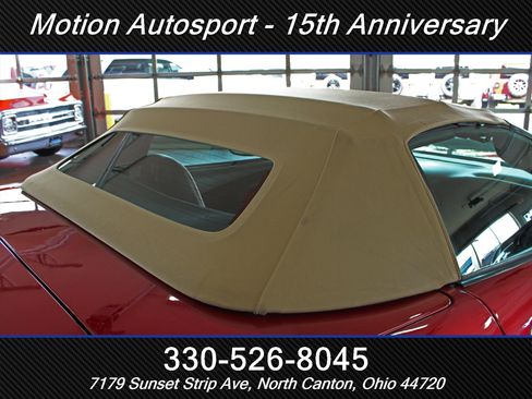 Used 2004 Chevrolet Corvette Convertible w/ Preferred Equipment Group RWD image 15