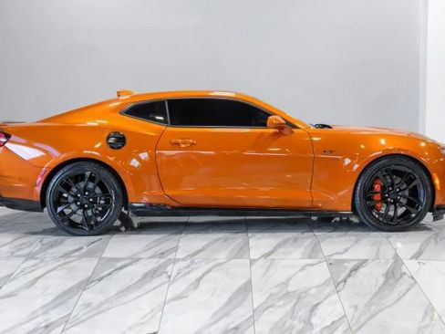 Used 2023 Chevrolet Camaro LT w/ Design Package 2 RWD image 11