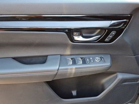 Certified 2025 Honda CR-V Sport Touring image 13