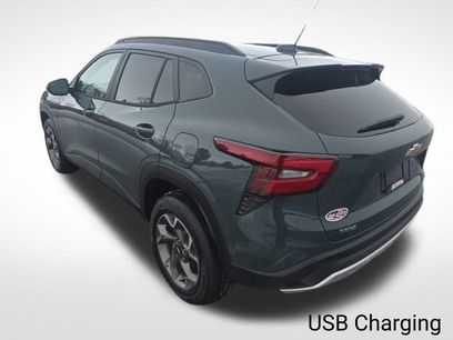 New 2026 Chevrolet Trax LT w/ Driver Confidence Package