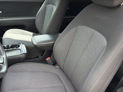 Used 2025 Hyundai Ioniq 5 SE AWD/4WD image 18