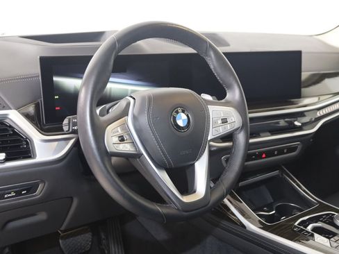 Used 2024 BMW X7 xDrive40i AWD/4WD image 6