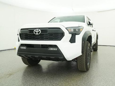 New 2025 Toyota Tacoma TRD Off-Road image 19