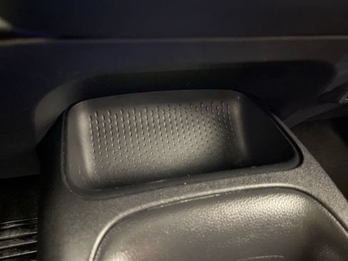 Used 2024 Toyota Corolla LE FWD image 30
