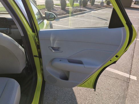 New 2026 Hyundai Kona SE FWD image 17