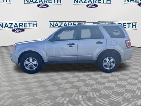 Used 2011 Ford Escape XLT w/ 201A Rapid Spec Order Code image 4