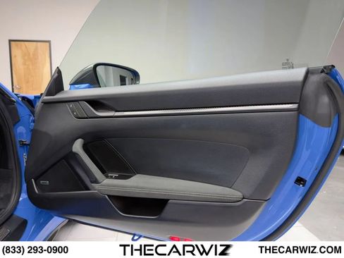 Used 2022 Porsche 911 GT3 RWD image 65