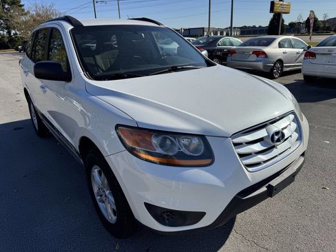Used 2010 Hyundai Santa Fe GLS image 4