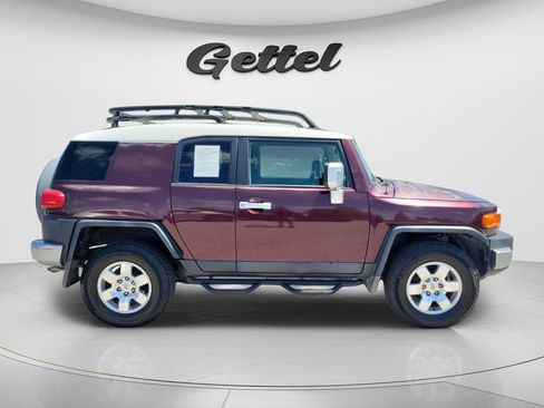 Used 2007 Toyota FJ Cruiser 4WD image 3