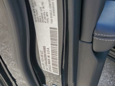 New 2025 Jeep Grand Cherokee Limited w/ Black Appearance Package image 22