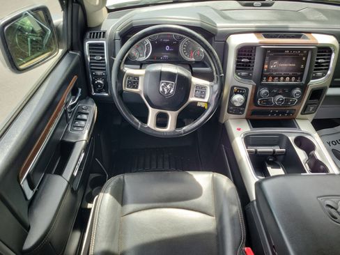 Used 2016 RAM 1500 Laramie image 10