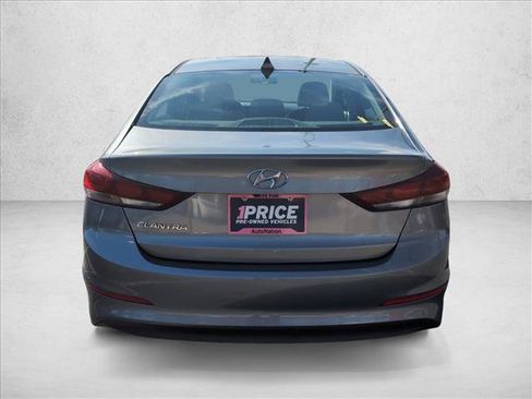 Used 2018 Hyundai Elantra SEL image 6