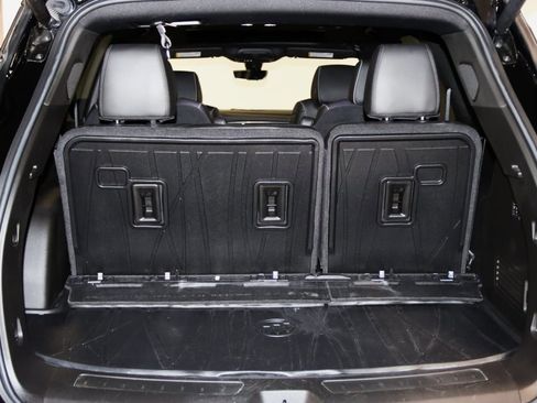 Used 2023 Buick Enclave Avenir w/ Avenir Technology Package image 69