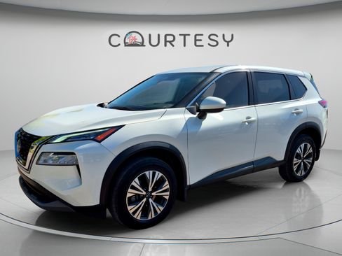 Certified 2023 Nissan Rogue SV FWD image 1