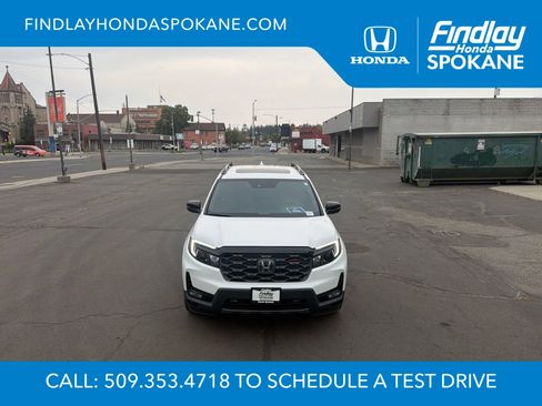 Used 2023 Honda Passport TrailSport image 9