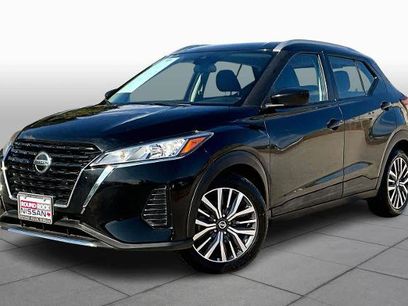 Certified 2021 Nissan Kicks SV