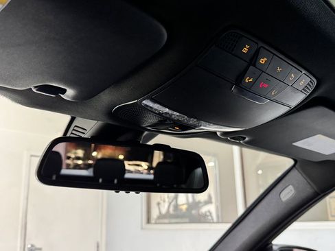 Used 2019 Mercedes-Benz GLC 300 4MATIC image 16