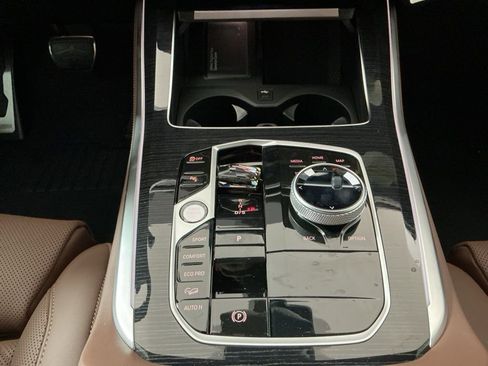 New 2026 BMW X5 M60i AWD/4WD image 13