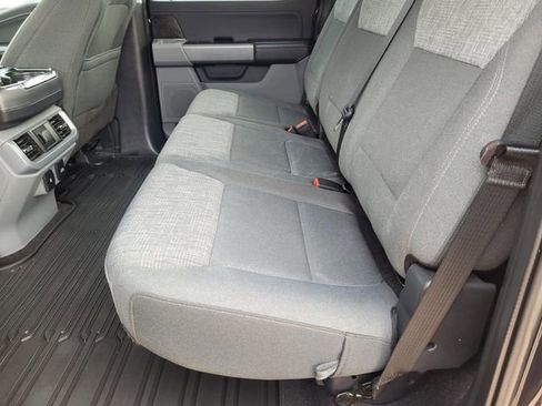 Used 2022 Ford F150 XLT w/ Equipment Group 302A High image 19