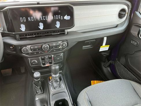 New 2026 Jeep Gladiator Sport image 11