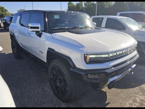 Used 2024 GMC Hummer EV 2X AWD/4WD image 2