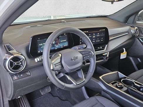 New 2026 Chevrolet Equinox LT w/ Midnight Edition image 3