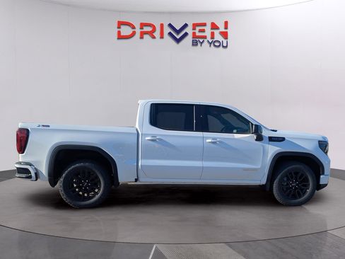 New 2026 GMC Sierra 1500 Elevation image 8