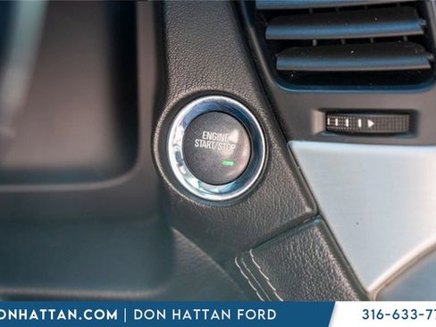 Used 2018 GMC Yukon SLT w/ HD Trailering Package image 14