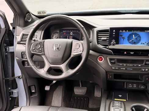 Used 2024 Honda Passport TrailSport image 18
