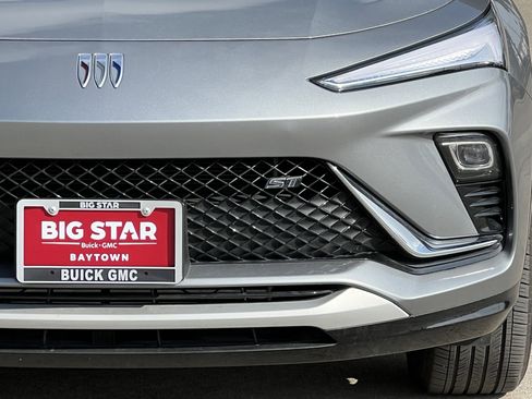 Used 2025 Buick Envista Sport Touring image 7