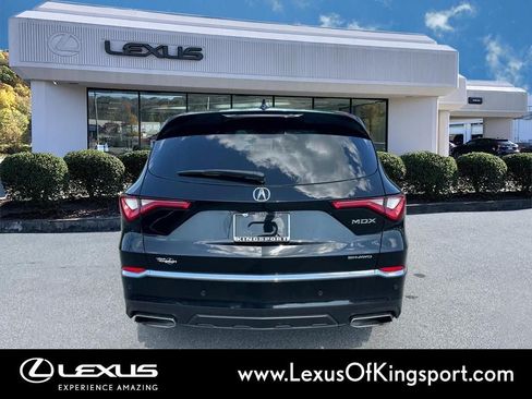 Used 2024 Acura MDX SH-AWD w/ Technology Package image 4