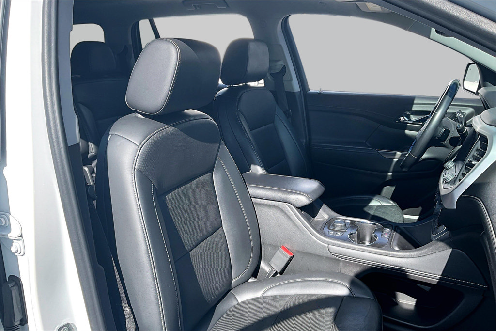 Used 2022 GMC Acadia SLT w/ Technology Package FWD image 29