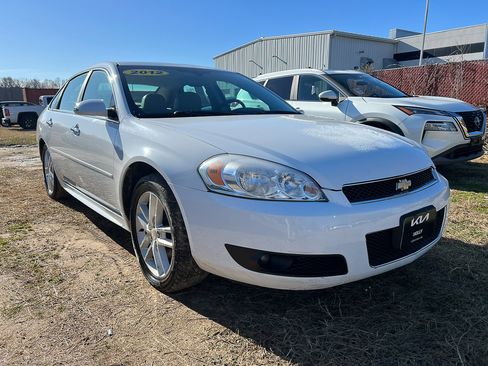 Used 2012 Chevrolet Impala LTZ image 7