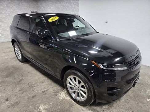 Used 2025 Land Rover Range Rover Sport SE image 66
