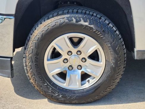 Used 2018 Chevrolet Silverado 1500 LS w/ Trailering Package AWD/4WD image 10