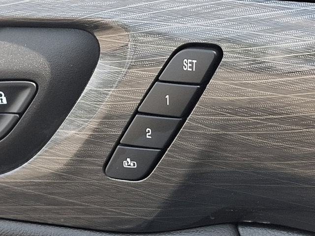 Used 2023 Chevrolet Traverse High Country w/ LPO, Floor Liner Package AWD/4WD image 15