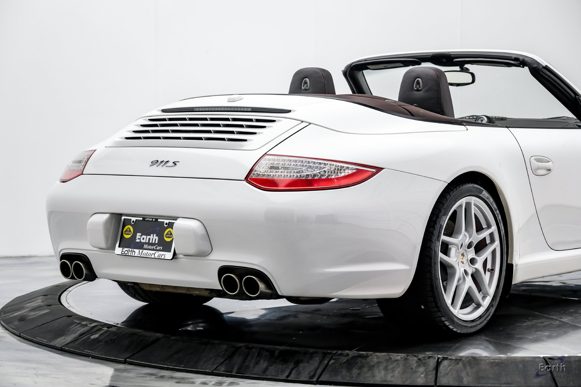 Used 2011 Porsche 911 Carrera S RWD image 23