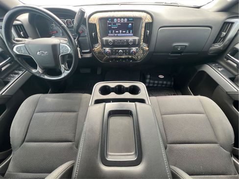 Used 2018 Chevrolet Silverado 1500 LT w/ All Star Edition AWD/4WD image 2