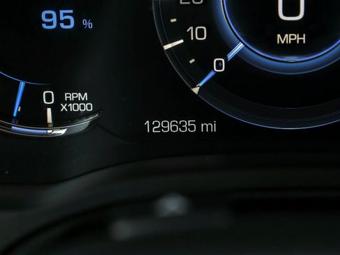 Used 2020 Cadillac Escalade ESV Luxury image 23