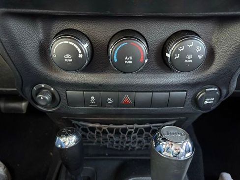 Used 2015 Jeep Wrangler Unlimited Sport w/ Quick Order Package 24S image 19