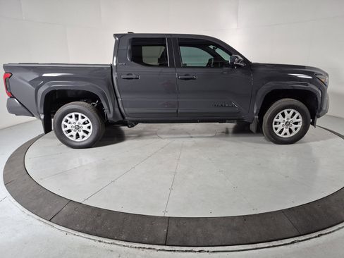 New 2026 Toyota Tacoma SR5 AWD/4WD image 5